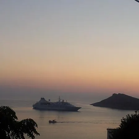 Apartment Sunset Masouri